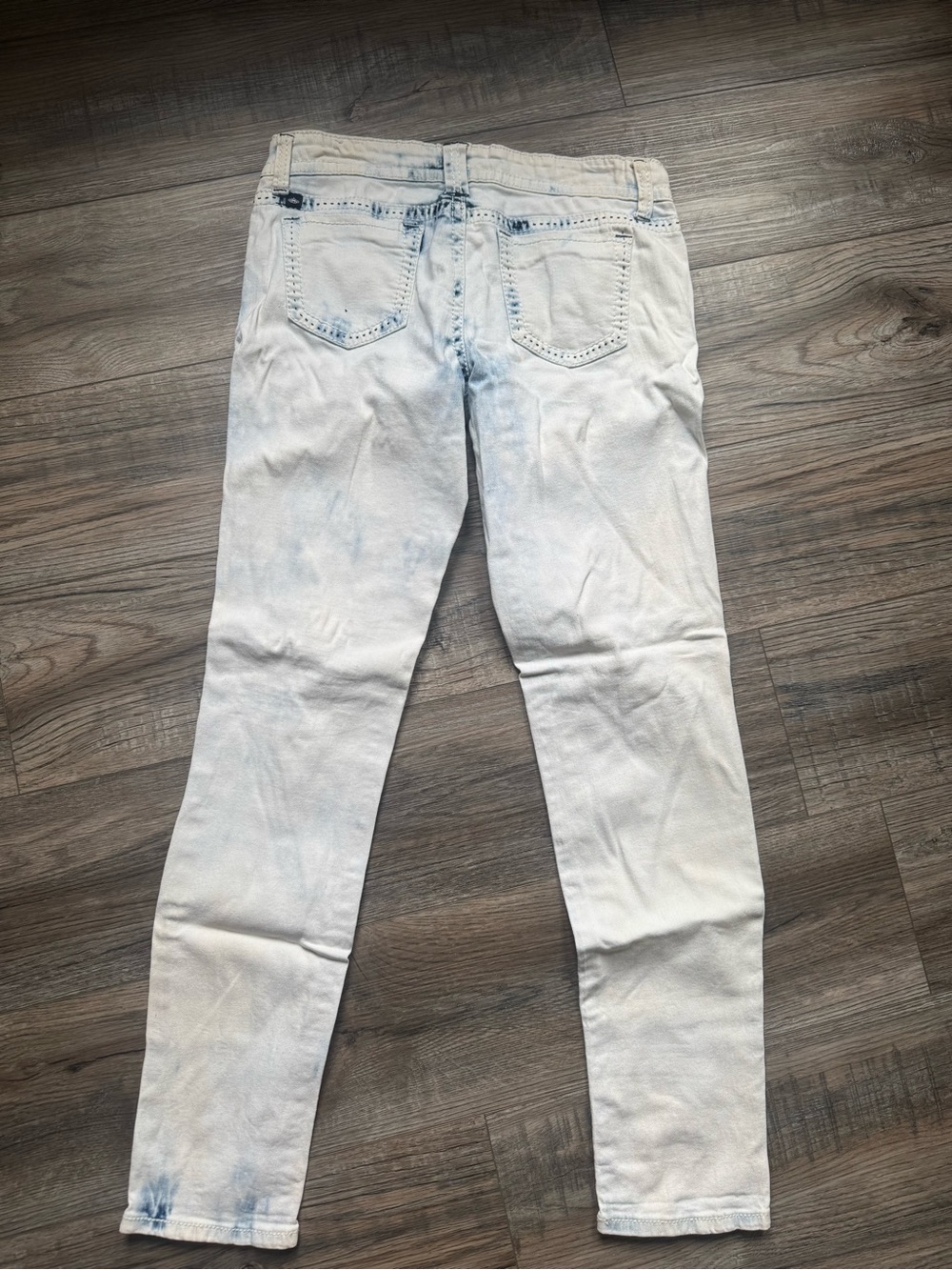 Wet Seal Women’s Skinny Jeans - Light Blue Wash